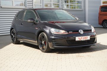 Volkswagen Golf - 4