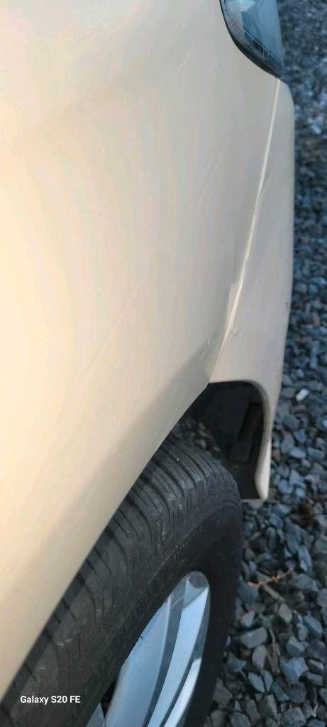 Mercedes-Benz B180 2015 — photo 12