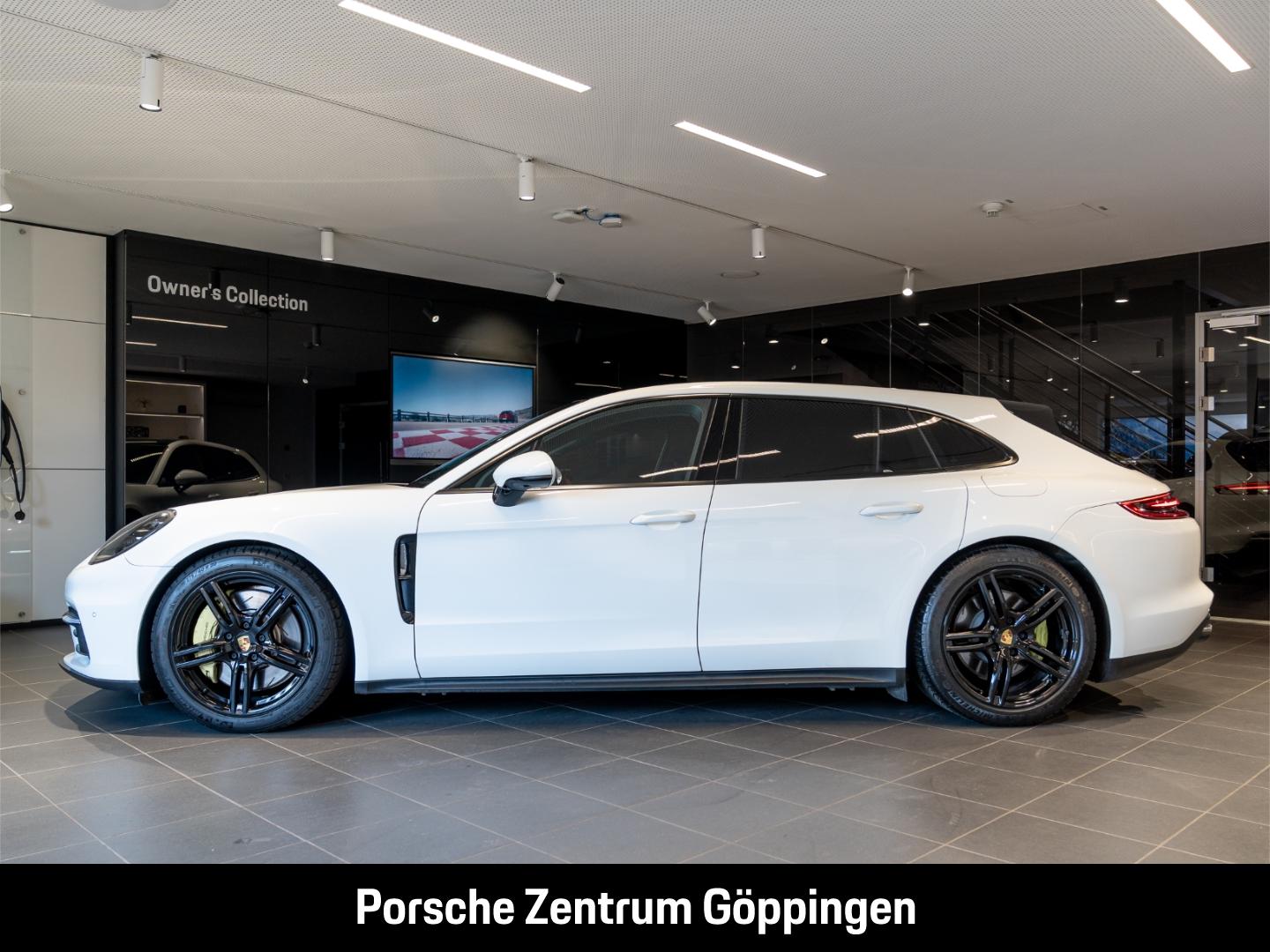 Porsche Panamera 4 E-Hybrid Sport Turismo Nachtsicht
