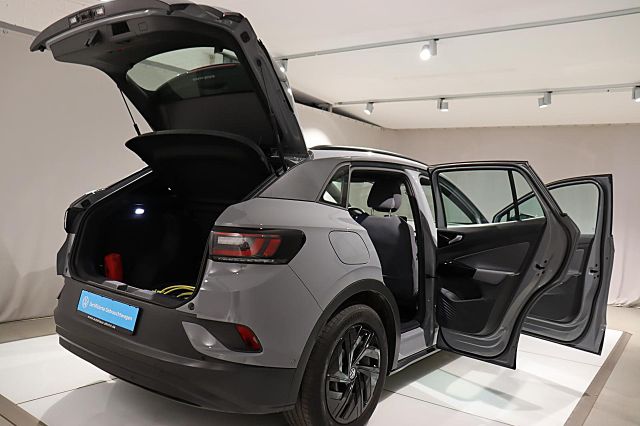 ID.4 Pro ACC NAVI Wärmep. SHZ KAMERA BT GARANTIE