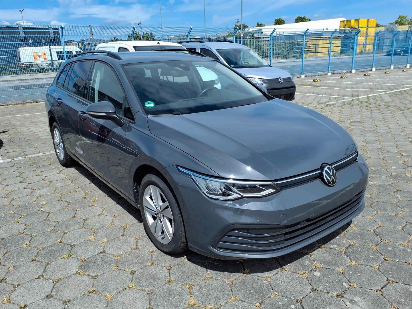 Volkswagen Golf VIII*Variant*LED*Navi*RFK*STHZ*ACC*