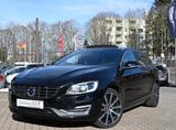 Volvo V60 Kombi D4 Summum Leder Schiebedach Navi VOLL - Volvo V60 Summum mit Diesel-Antrieb