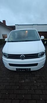 Volkswagen T5 Caravelle lang Ahk Temp. 8 Sitze - Volkswagen T5 Caravelle: 8 Sitzer