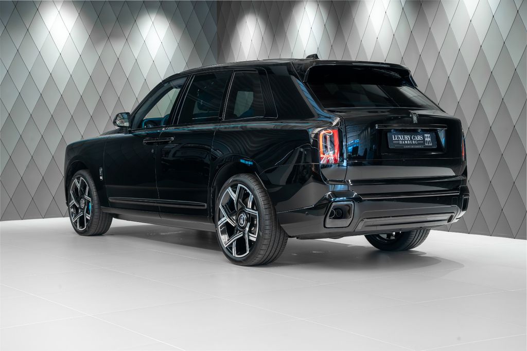 Cullinan BLACK BADGE 2027 BLACK/ TIFFANY 4 SEATS - Bild 6