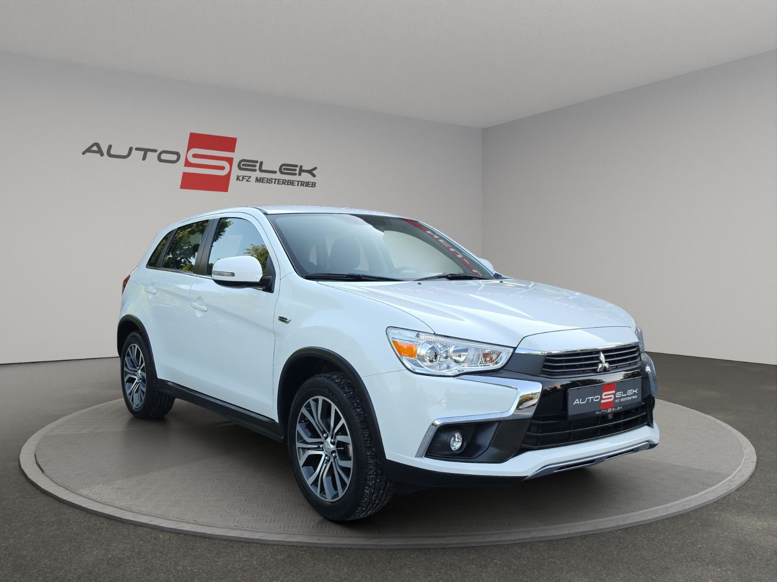 Fahrzeugabbildung Mitsubishi ASX Diamant Edition  2WD KAMERA SHZ SERVICE NEU