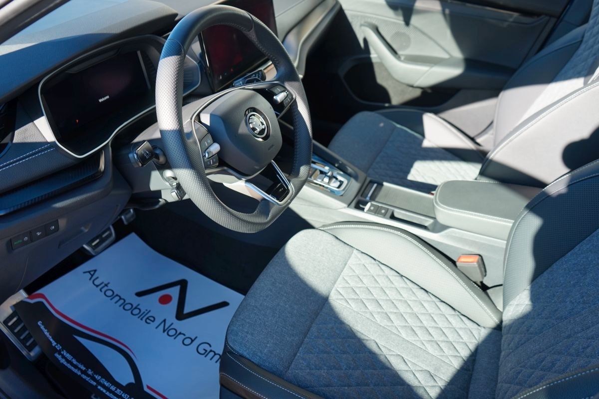Fahrzeugabbildung SKODA Octavia Combi 1.5 TSI mHEV Sportline Exklusive