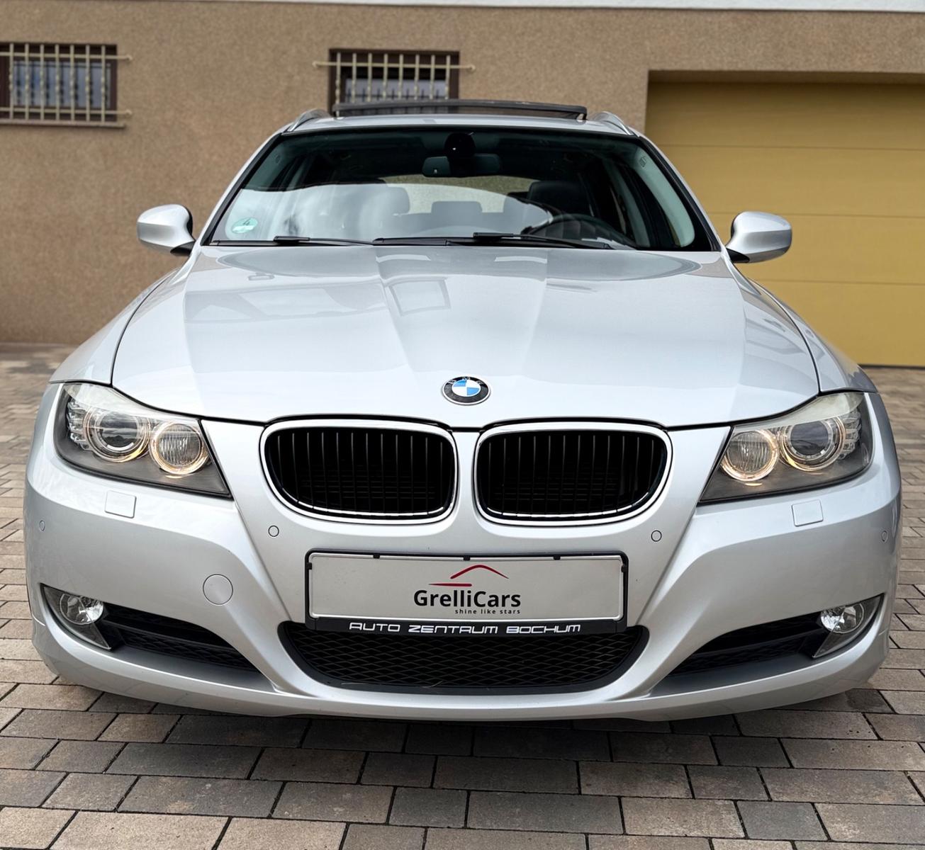 BMW 320i TOURING 170CH