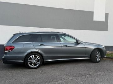 Mercedes E 220 - 9