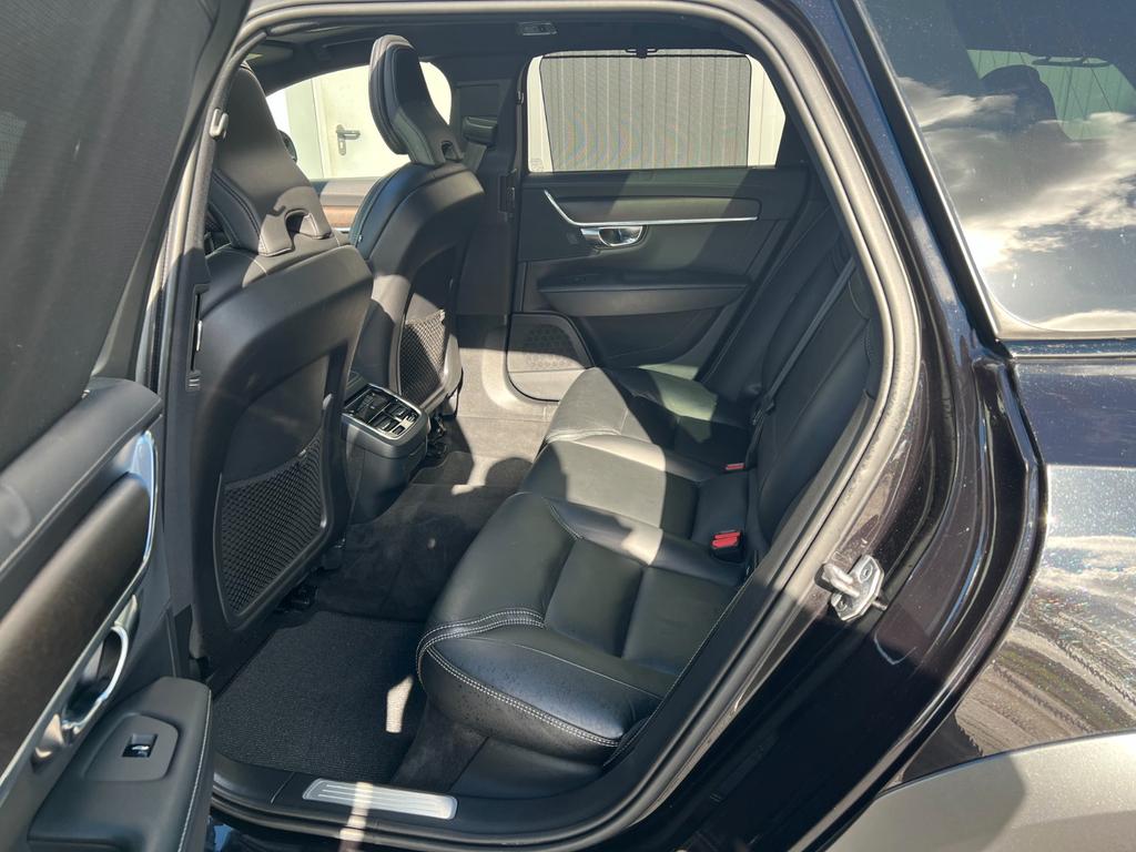 Volvo V90 Cross Country