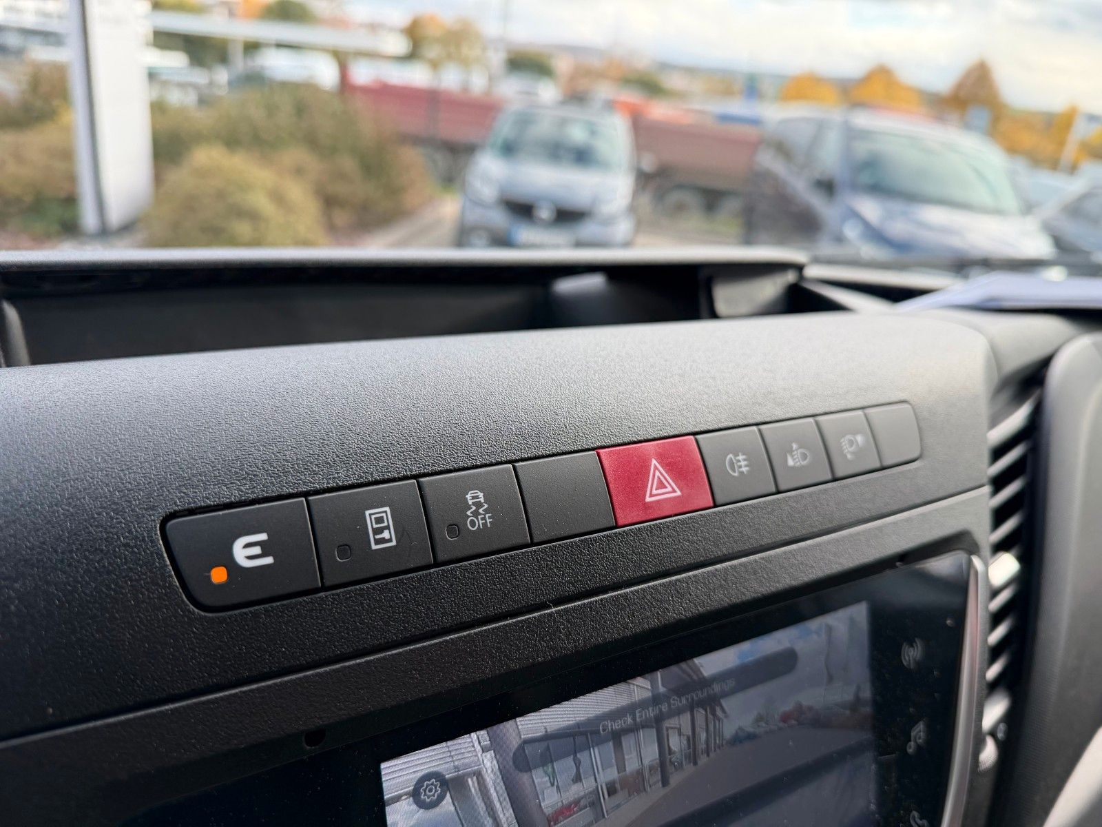 Fahrzeugabbildung Iveco Daily 35S14 A8*R3.450mm*Automatik*Kamera*3Sitze*