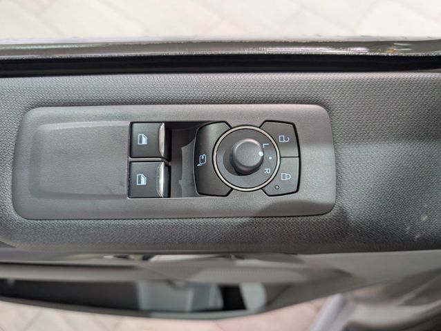 Ford Tourneo Custom Titanium X L1