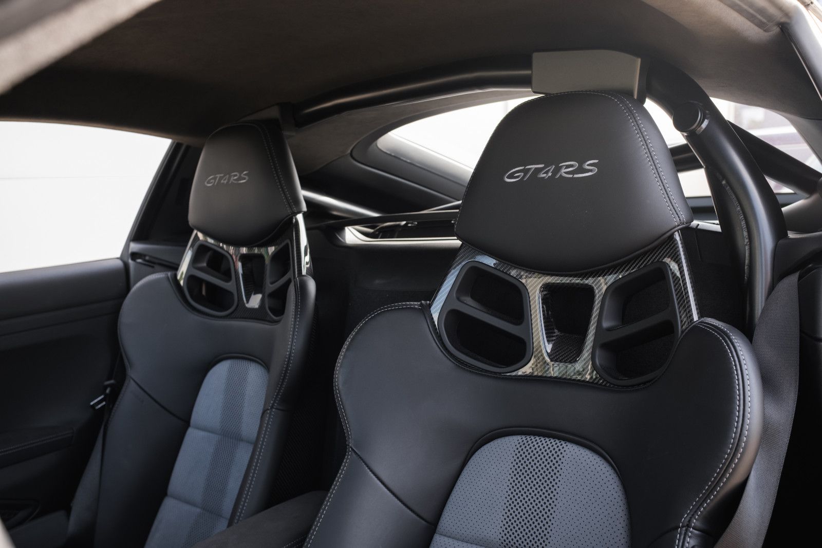 Fahrzeugabbildung Porsche 718 GT4 RS Clubsportp.-90 Ltr.Tank- SportChrono