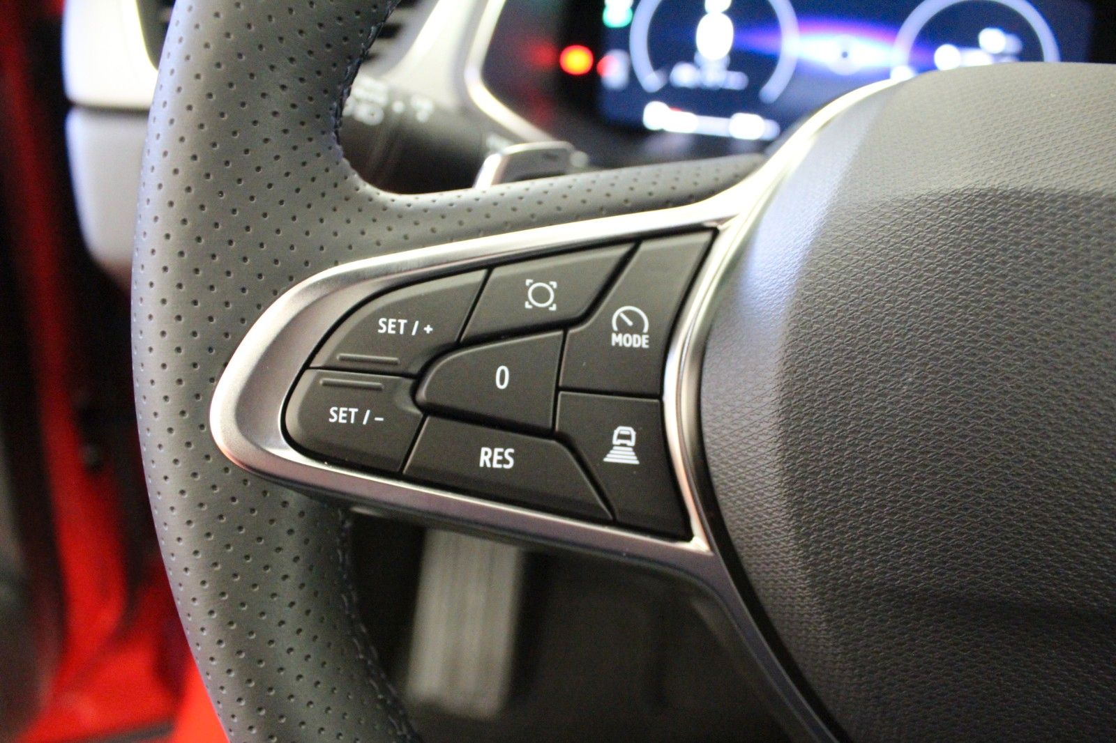 Fahrzeugabbildung Renault Captur Mild Hybrid 140 Techno *Navi* Sitzhzg*