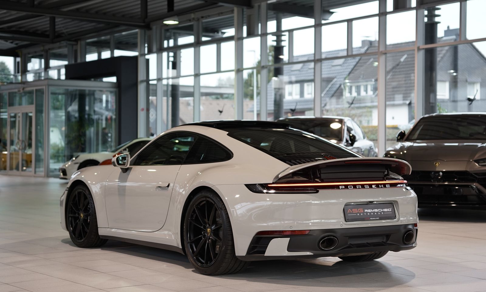 Porsche 992