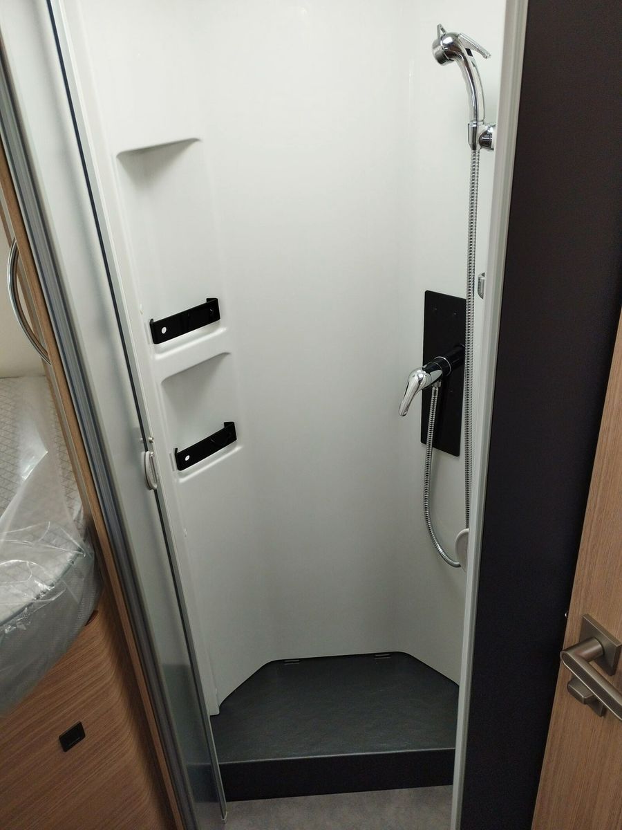 Fahrzeugabbildung Malibu I 450 RB LE comfort Navigation, RFK, TV