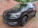 Volkswagen Touran 2.0 TDI Motor defekt - VW Touran Unfallwagen
