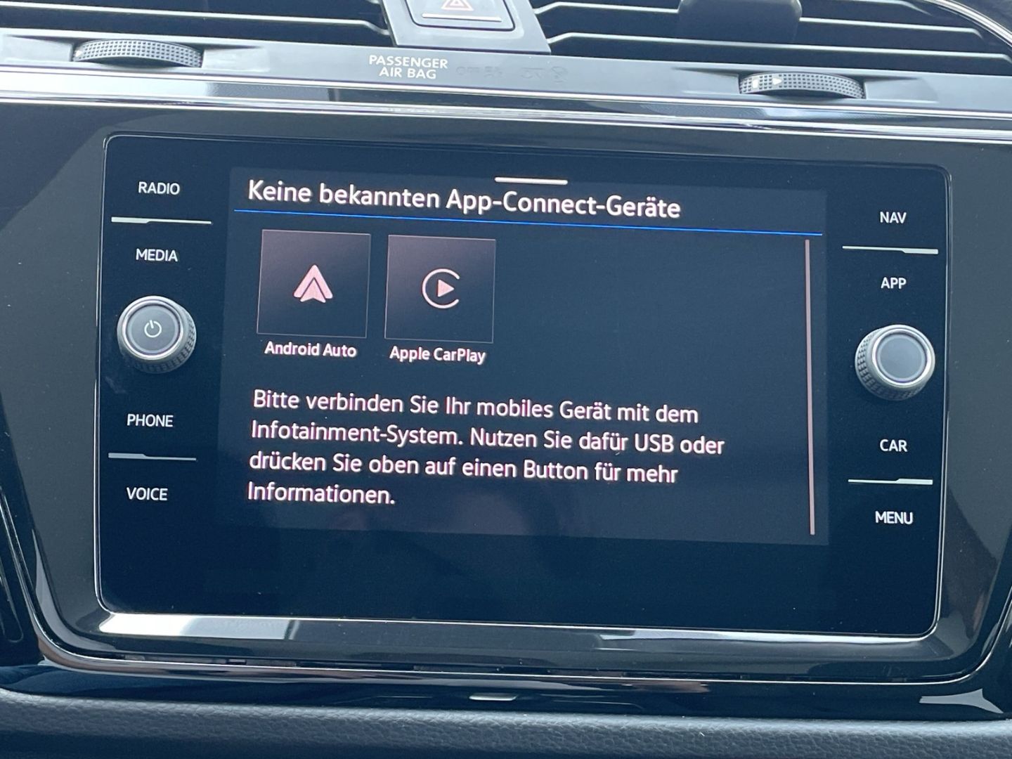 Touran 1.5 TSI DSG R-Line ACC/Navi/LED/Pano/CAM 