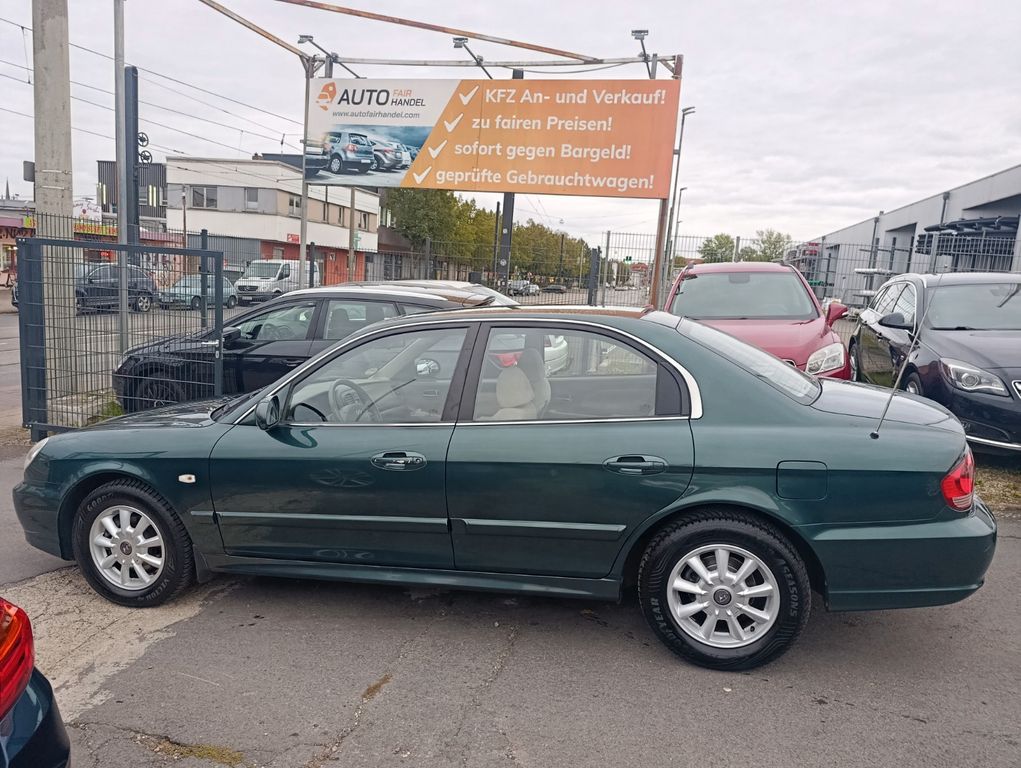 Hyundai Sonata Sonata 2.0i 16V GLS*SHGEPFLEGT*TÜV NEU*KLIMA*2HD