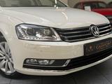 Volkswagen Passat Lim. BlueMotion 1,6 TDI/Bi-Xenon/BT/Navi - Volkswagen Passat: TDI Bluemotion