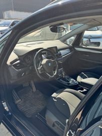BMW 218 - 10