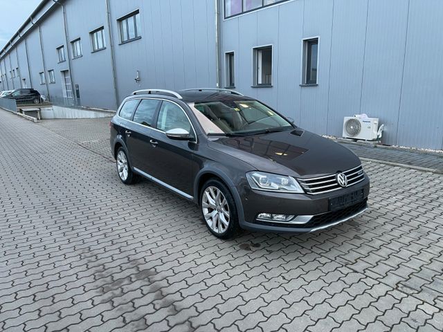 Volkswagen Passat Alltrack 4M Panorama Stand.Heiz. AHK Bi-X