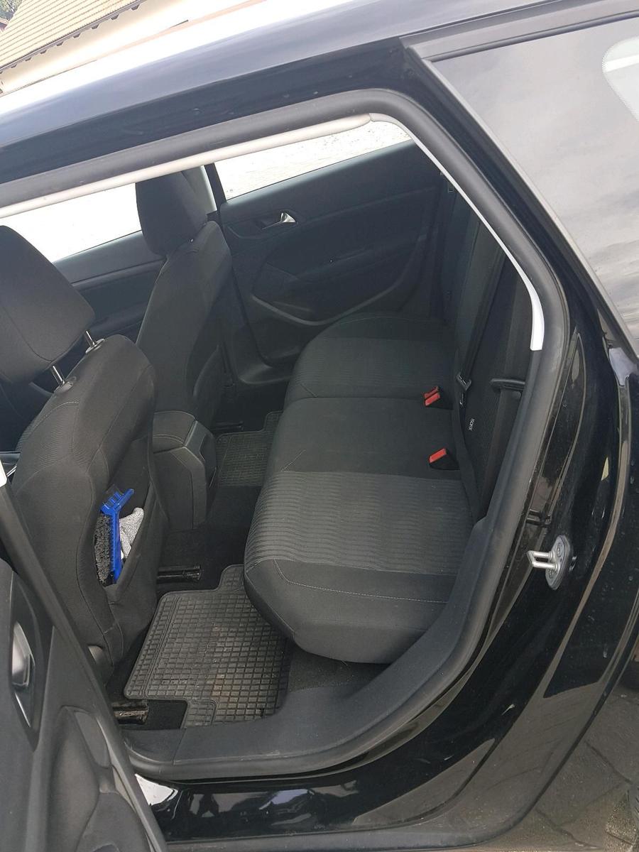 Peugeot 308 2015 — photo 8