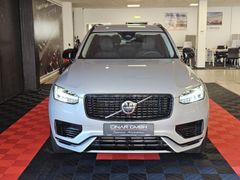 Fahrzeugabbildung Volvo XC 90 T8 Plus Dark Recharge Plug-In Hybrid AWD