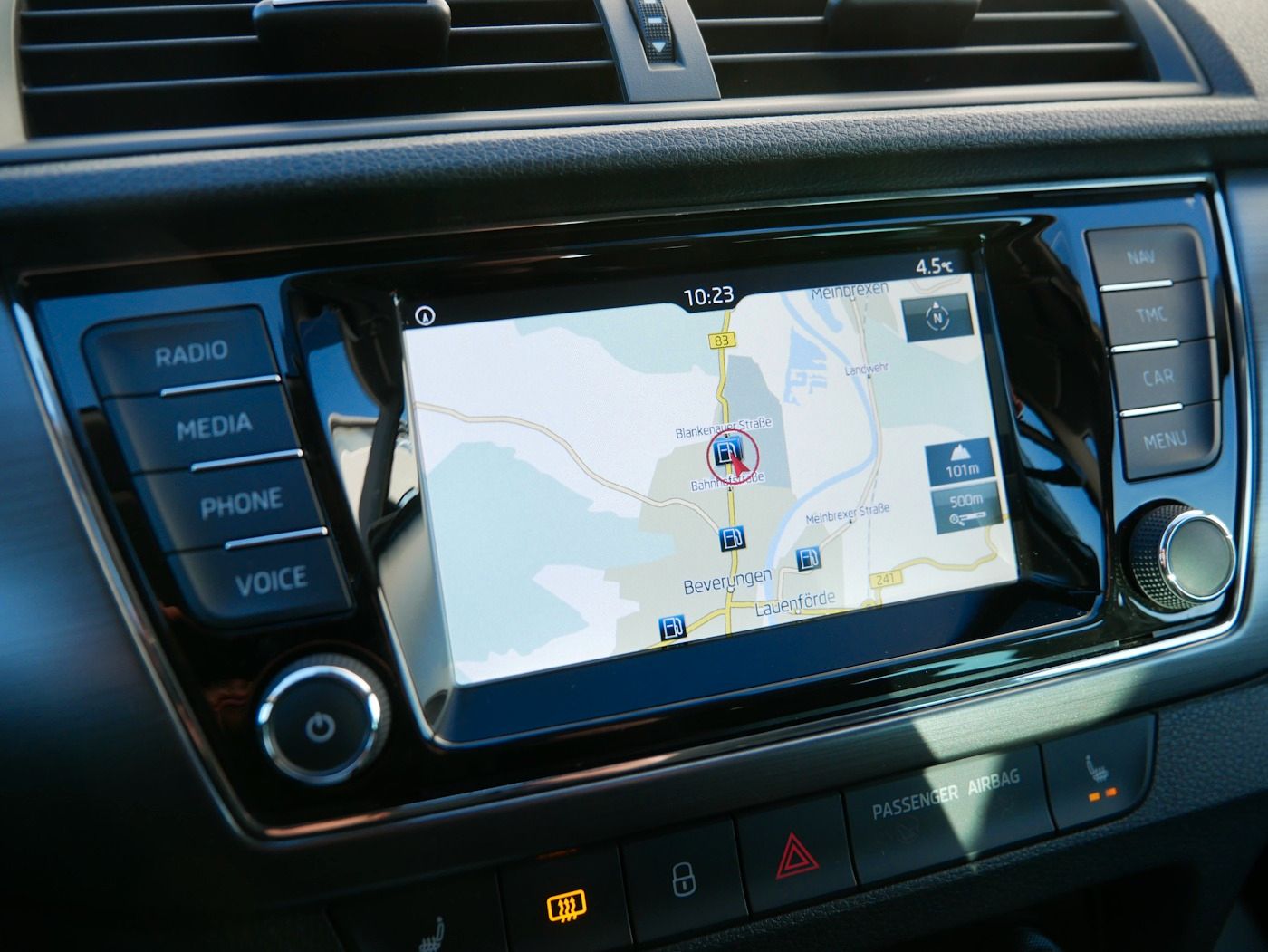 Fahrzeugabbildung SKODA Fabia Combi 1.2 TSI Joy PDC SHZ NSW Klimaautom.