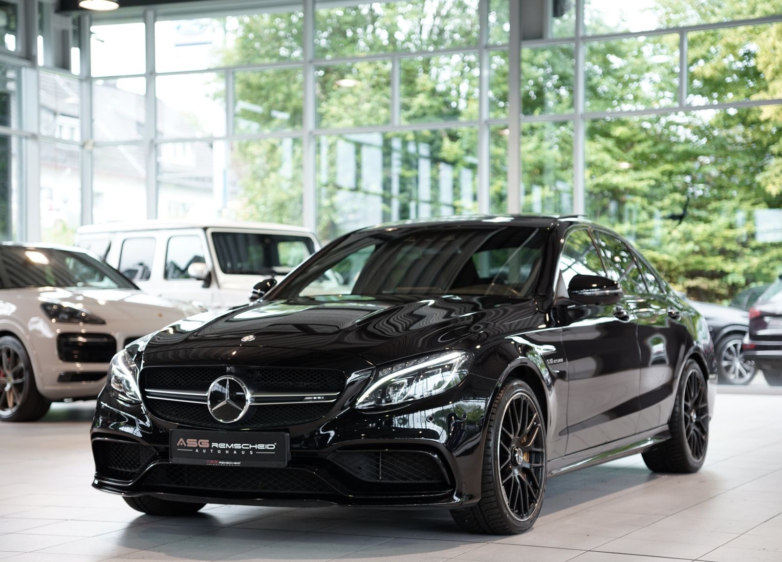 Mercedes Benz C 63 Amg