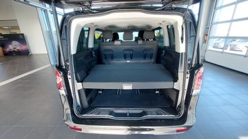 Mercedes V 220 - 7