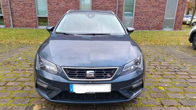 Seat Leon ST 1.5 TSI FR Black Matt DSG