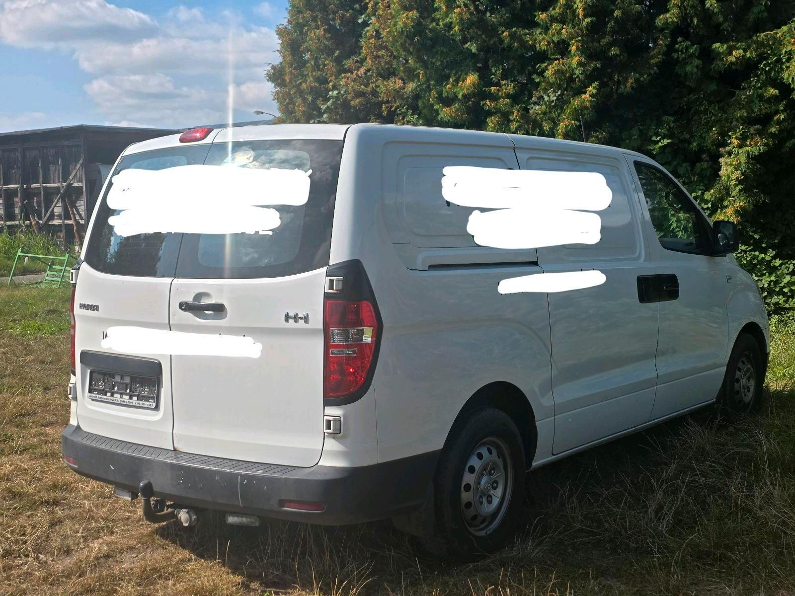 Hyundai H1 2012 — photo 6