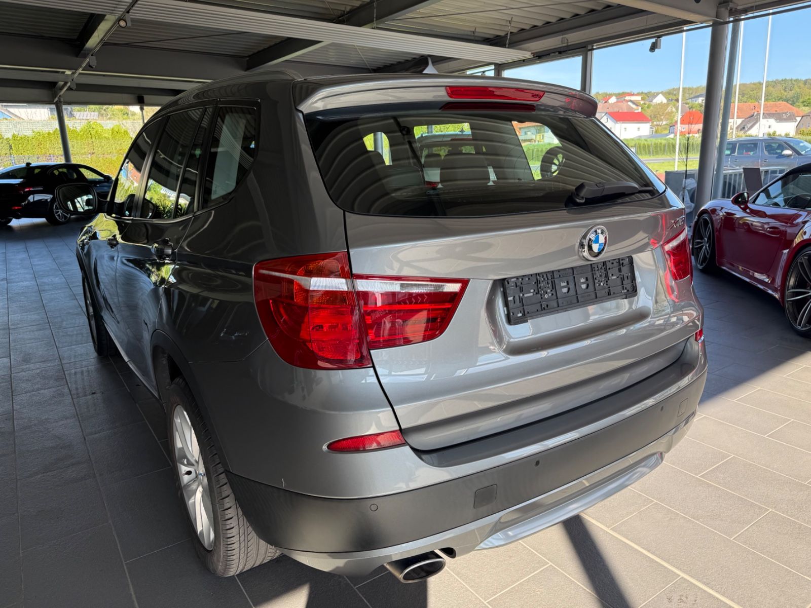Fahrzeugabbildung BMW X3 xDrive 20d Aut. * Navi * Xenon * PDC * SHZ *