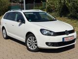 Volkswagen Golf VI Variant 1,2 TSI Style DSG+AHK+Alu+PDC !! - Volkswagen Golf aus 2012: Variant