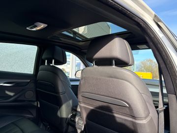 Fahrzeugabbildung BMW X6 M50 d AHK HUD H&KRFK 360° AT Motor uvm.