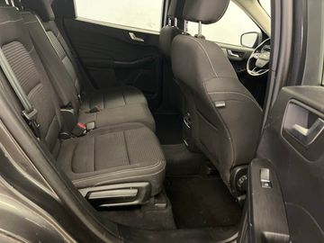 Ford Kuga - 11