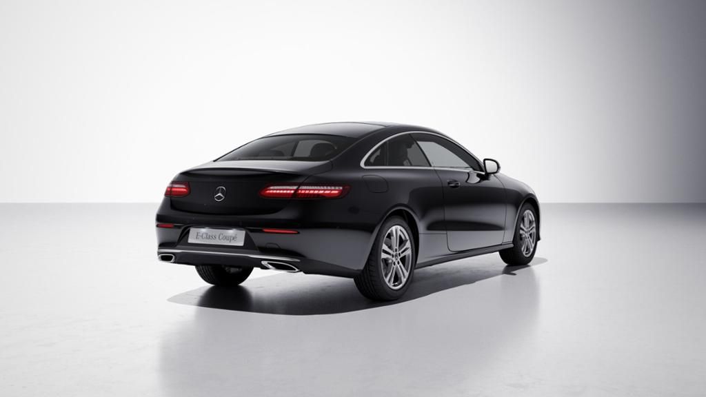 Mercedes-Benz E 200 4M Coupé AVANTGARDE LED Fahrass Pano-D Cam foto 3