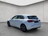 Mercedes-Benz A 180 7G-DCT Entry - Mercedes-Benz A-Klasse: 180