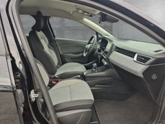 Fahrzeugabbildung Clio V Evolution 1.6 E-TECH Hybrid 145 EU6e Rück