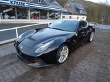 Ferrari F12 Berlinetta LEDER ERST 202 KM !!! - Ferrari F12: Berlinetta