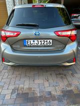 Toyota Yaris 1,5-l-VVT-i Hybrid CVT Y20 Club Y20 Club - Toyota Yaris: Y20 Club