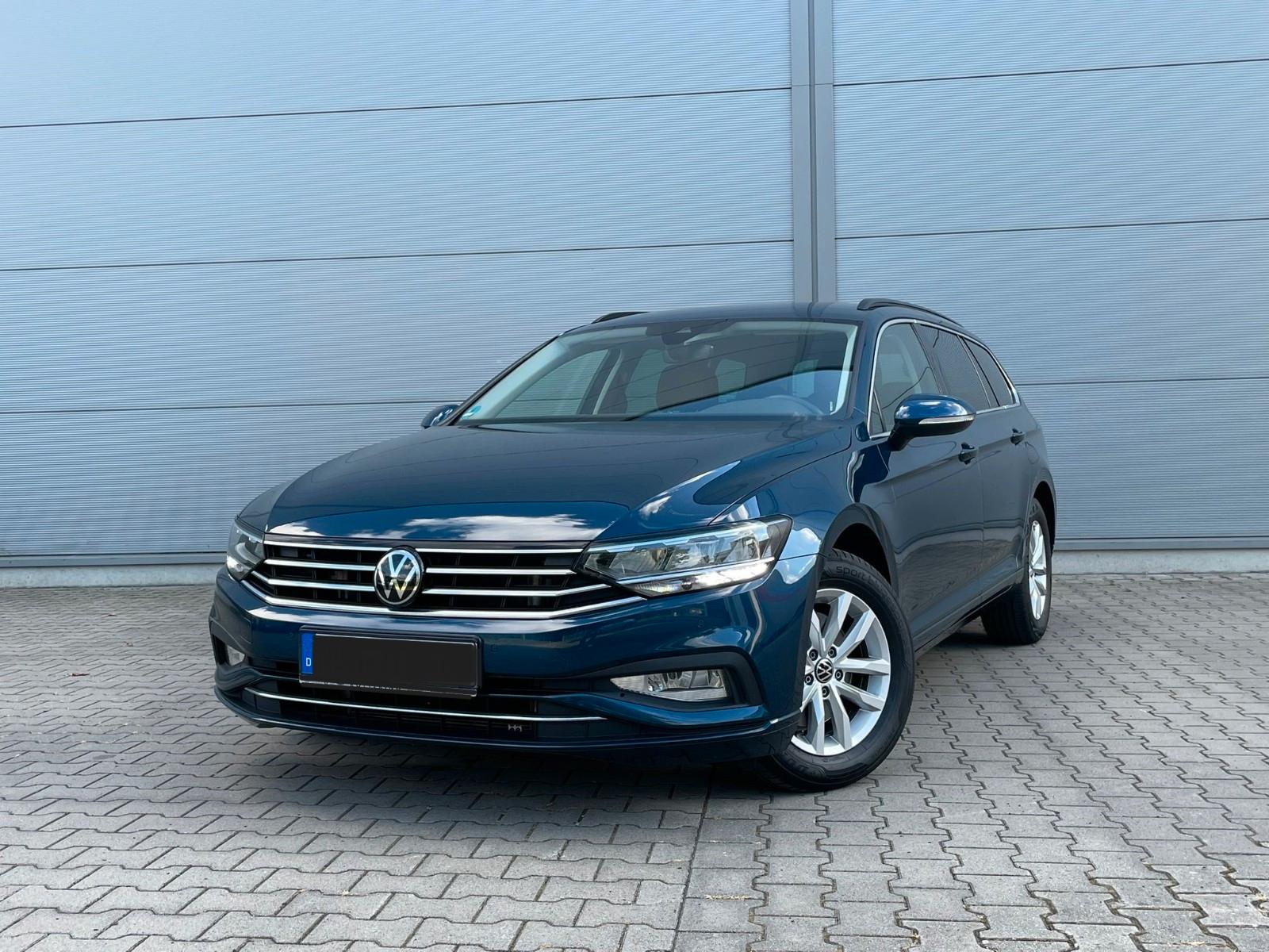 Volkswagen Passat Variant Business 2.0 | AHK