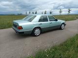 Mercedes-Benz W 124 Kristallgrün-Piniengrün 200E - gebrauchte Mercedes-Benz E 200 aus dem Jahr 1991