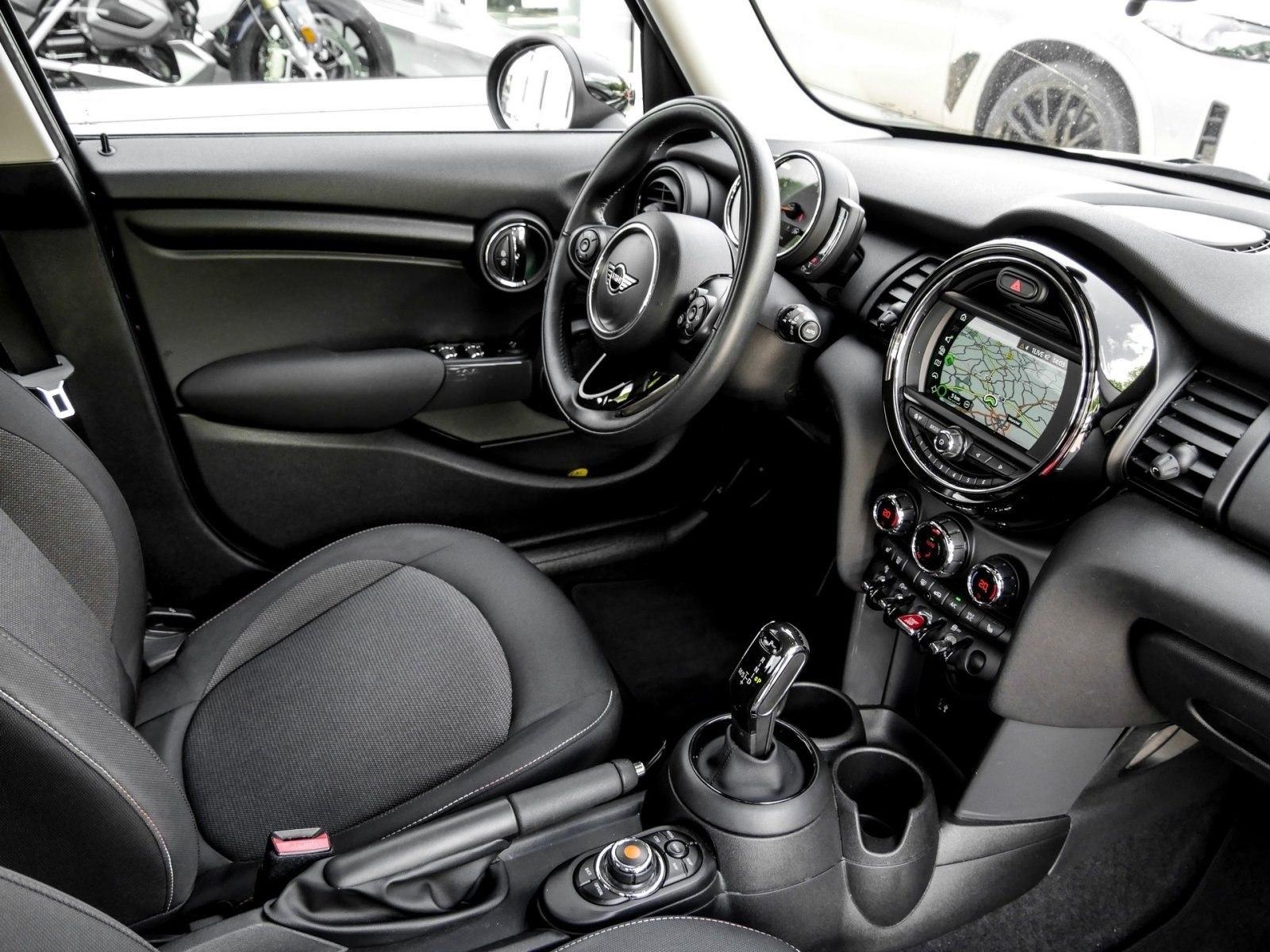 MINI One PEPPER ll+NAVI+AUT+ISOFIX+PDC