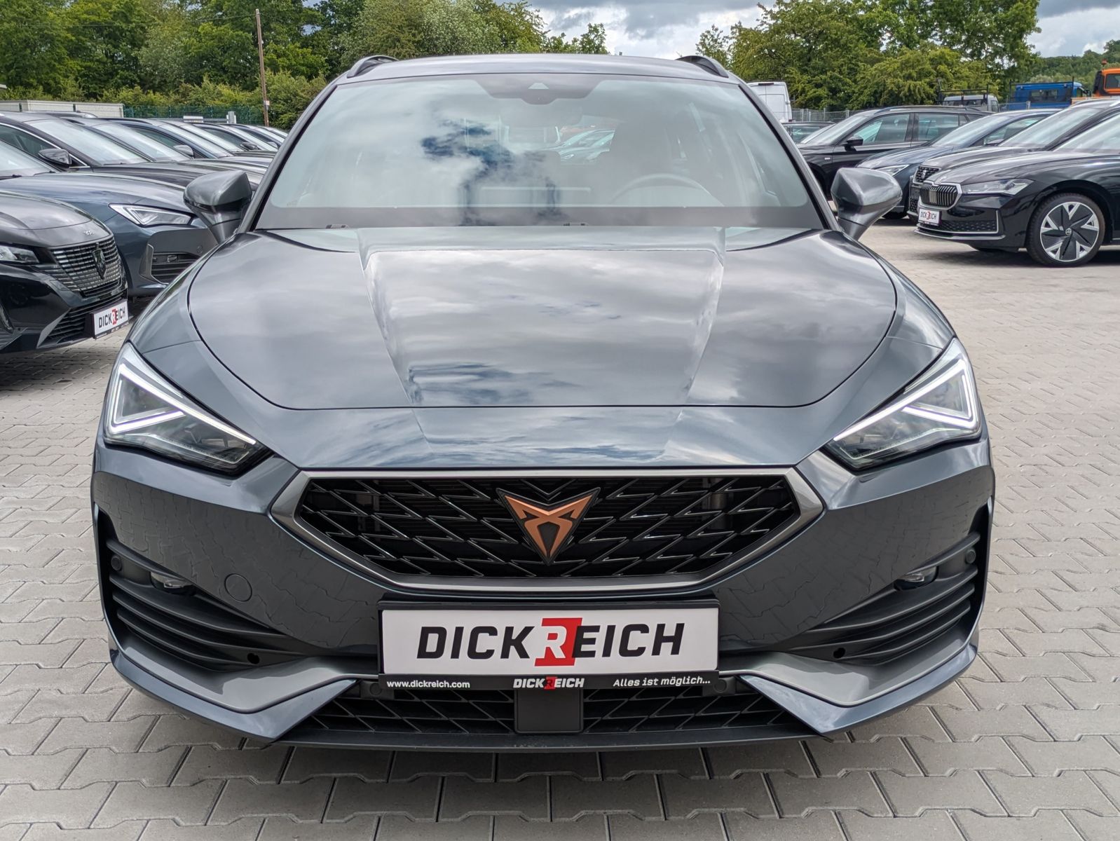 Fahrzeugabbildung CUPRA Leon 1.5 eTSI DSG MATRIX-LED*ACC*APP*KAMERA*18"
