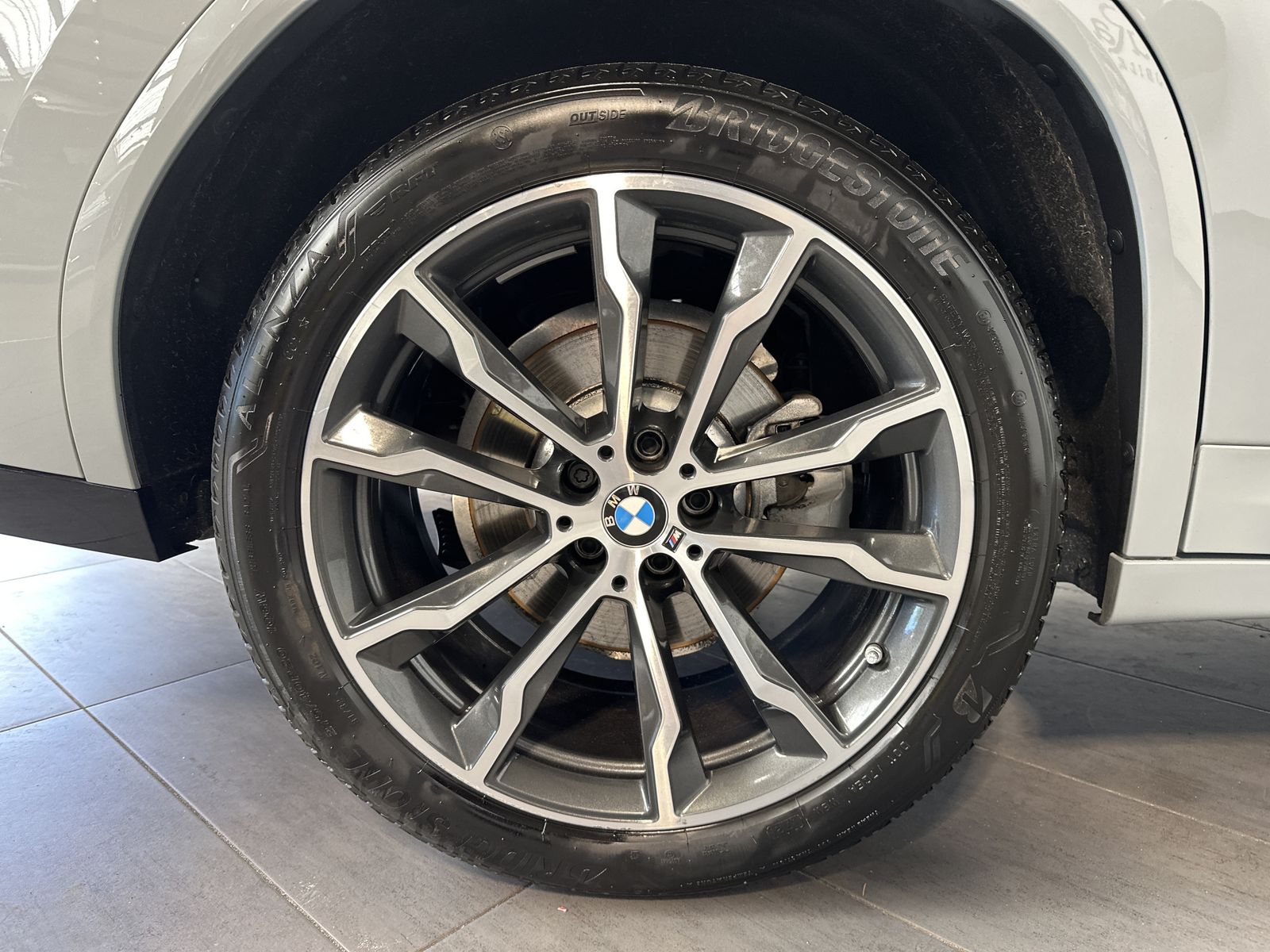 Fahrzeugabbildung BMW X4 xDrive30d M-Sport NAV+LASER+HEAD-UP+20ZO+360°