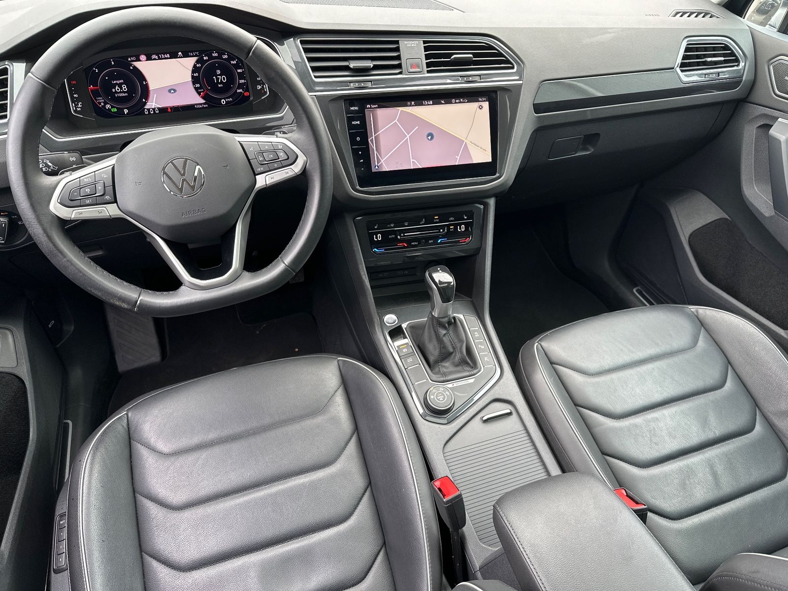 Fahrzeugabbildung Volkswagen Tiguan 2.0 TDI 4M DSG Elegance NAV+MATRIX