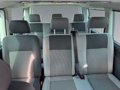 Fahrzeugabbildung Volkswagen T5 Caravelle Comfortline Tempom. Navi Ahk Klima