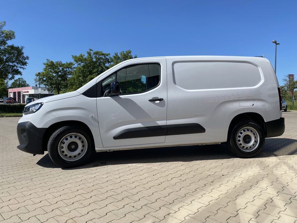 Fahrzeugabbildung Citroën Berlingo 1.5 Diesel 130 XL *Nav*Cam*TWA*360*Verk