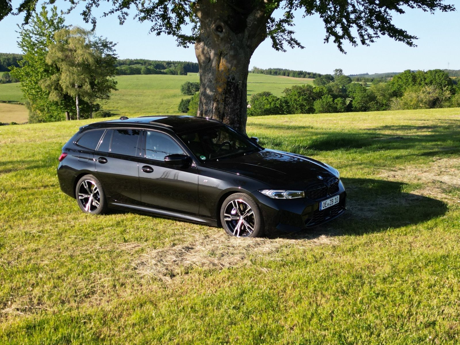 BMW M340i xDrive Touring Auto -- TOP AUSSTATTUNG --